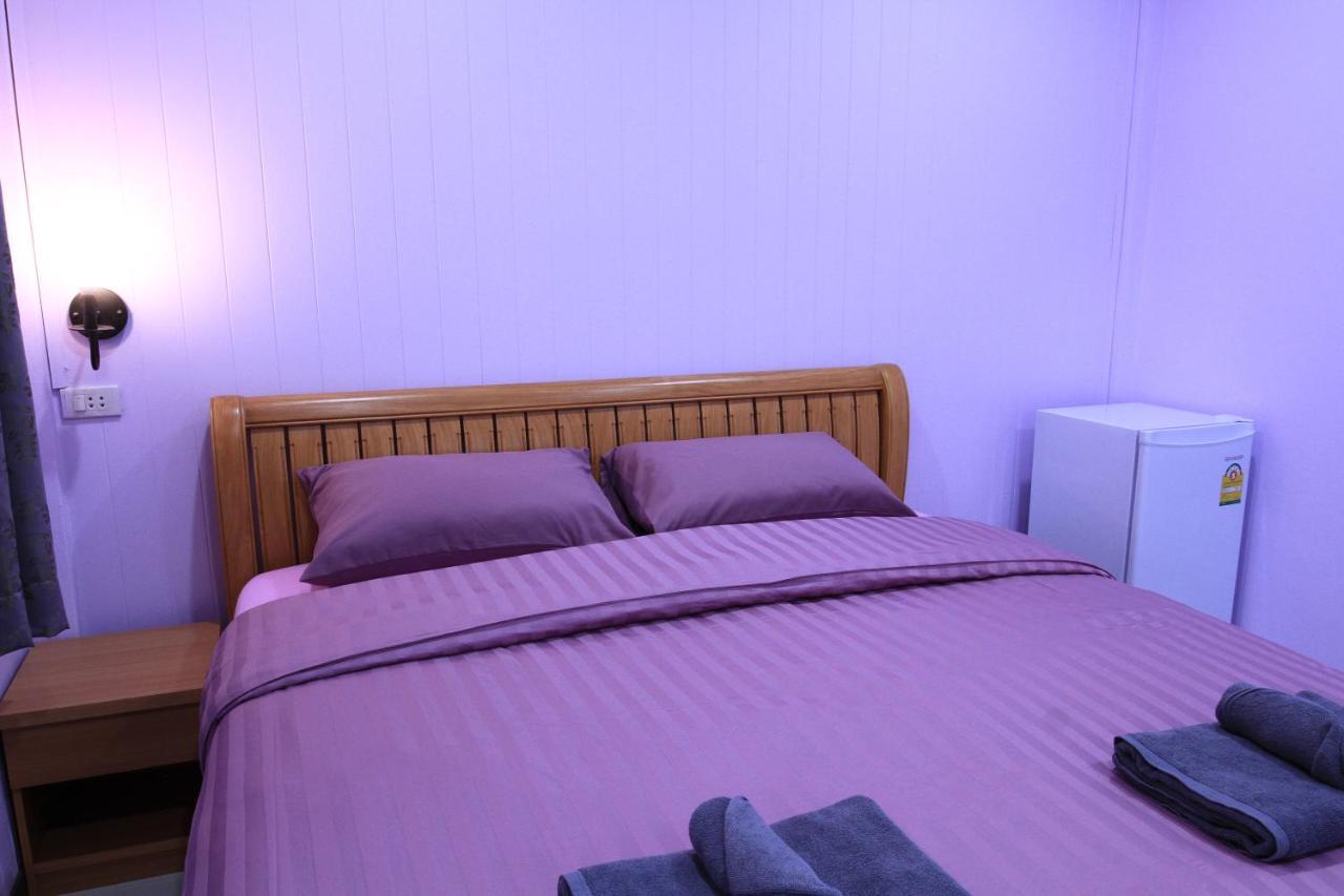 Siri Guesthouse Phra Nakhon Si Ayutthaya Buitenkant foto