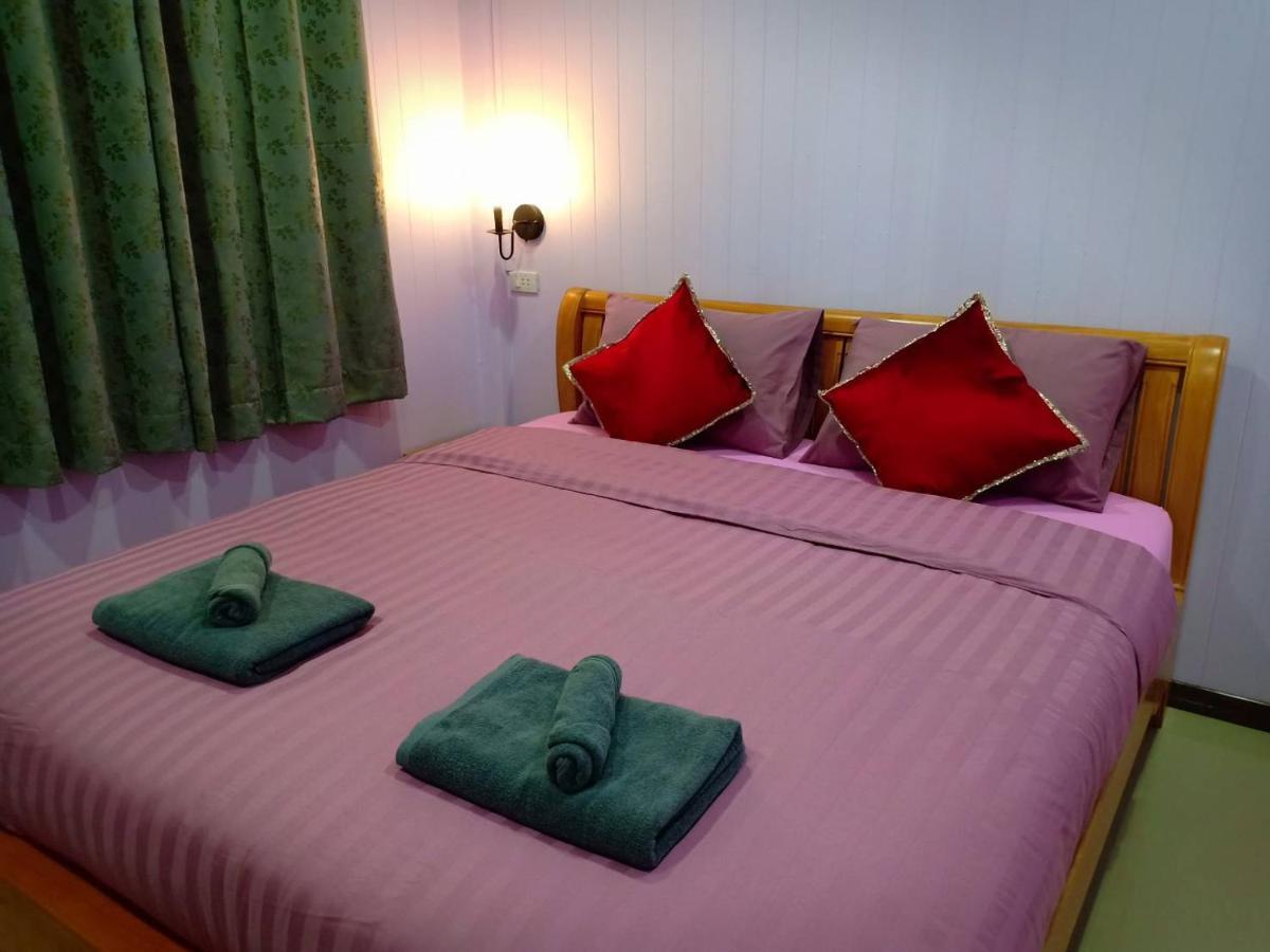 Siri Guesthouse Phra Nakhon Si Ayutthaya Buitenkant foto