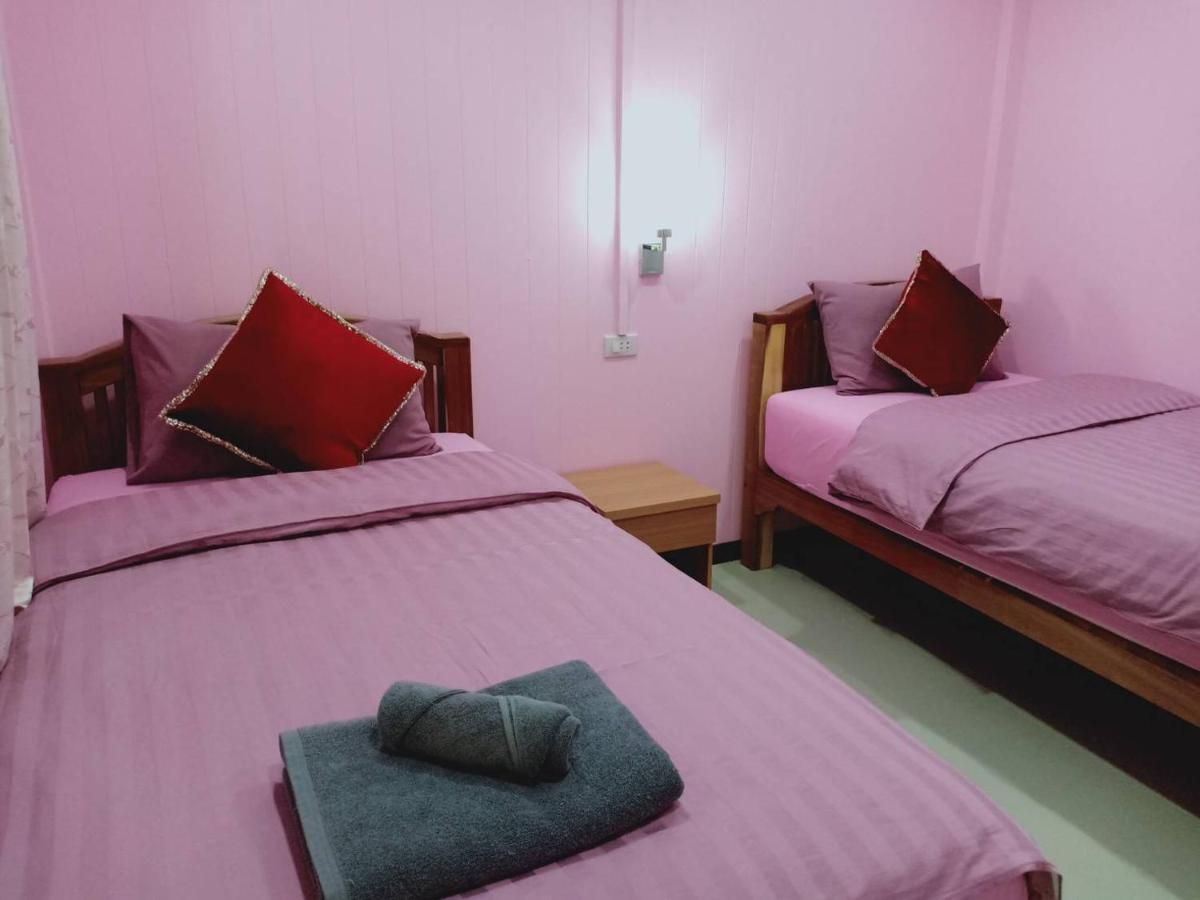 Siri Guesthouse Phra Nakhon Si Ayutthaya Buitenkant foto