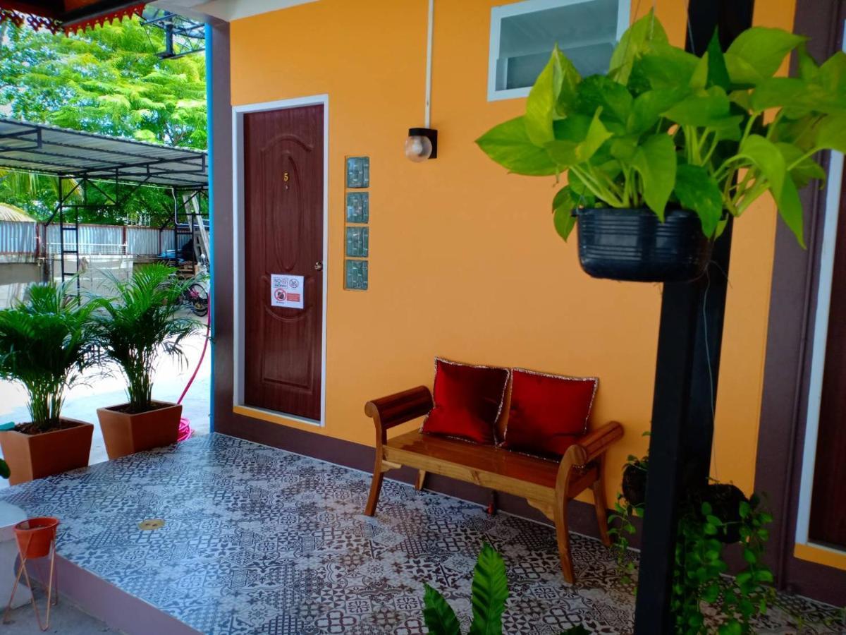 Siri Guesthouse Phra Nakhon Si Ayutthaya Buitenkant foto