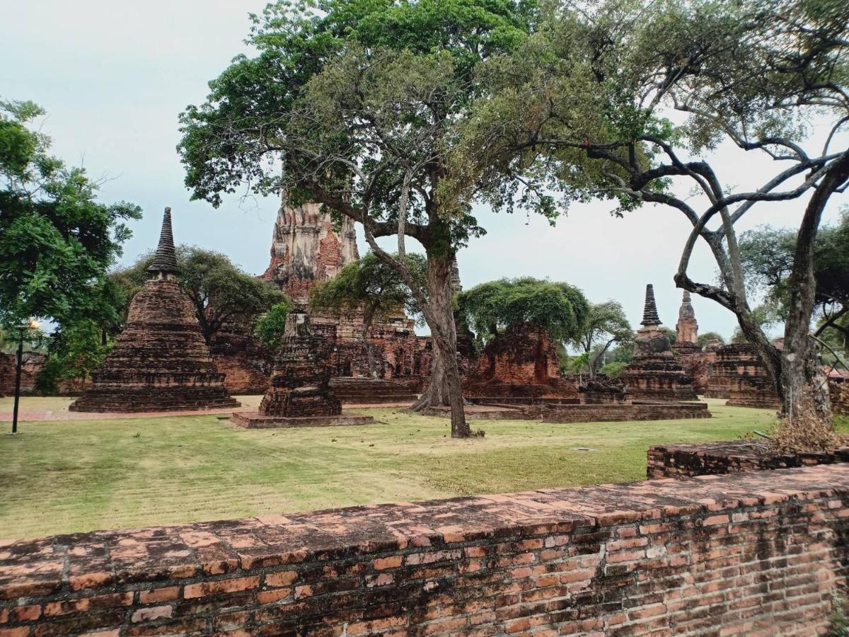 Siri Guesthouse Phra Nakhon Si Ayutthaya Buitenkant foto